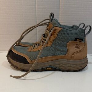 Teva Ridgeview Mid RP Hiking Boots women